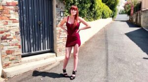 Stacy – 27, secretary in a dental practice! – JacquieEtMichelTV