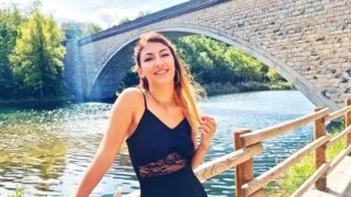 Stella – 29, nurse in Aix-en-Provence! – JacquieEtMichelTV
