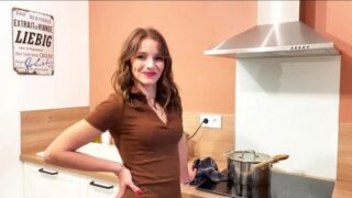 Ariana cooks Anita – JacquieEtMichelTV