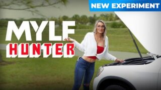 Mandy Rhea – Concept: Milf in Distress – MYLF