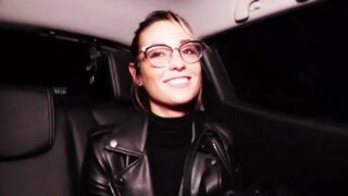 Pam – For Pam, there is always a solution – JacquieEtMichelTV