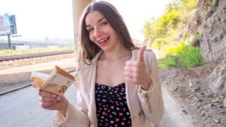 Arina Shy – Shy and Tight Outdoor Fuck – PublicAgent