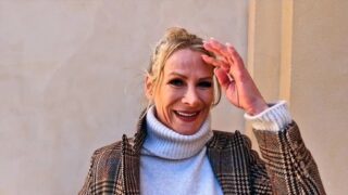 Victoria – 47, swears by lust! – JacquieEtMichelTV