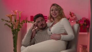 Rose, Elisa – Rose and Elisa impale themselves on several cocks in very hard sex! – JacquieEtMichelTV