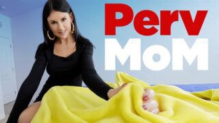 Sienna Rae – How To Handle a Boner – PervMom